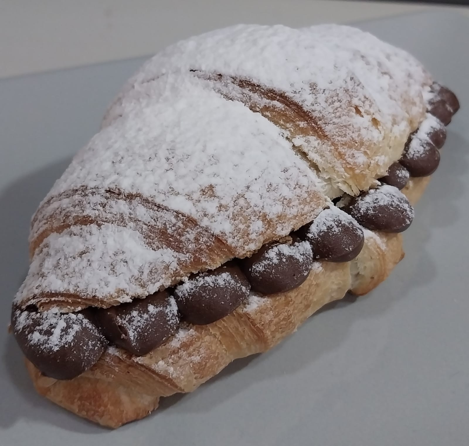 Medialuna rellena de Nutella x 1